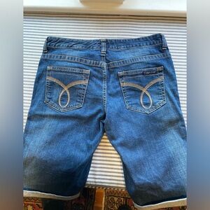 Calvin Klein Women’s Knee Length Bermuda Jean Shorts with Cuff, Size 10